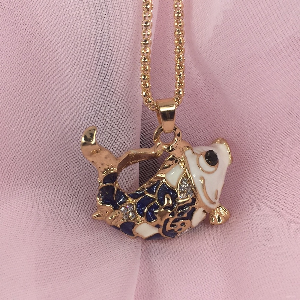 BLUE & CREAM KOI ENAMEL NECKLACE